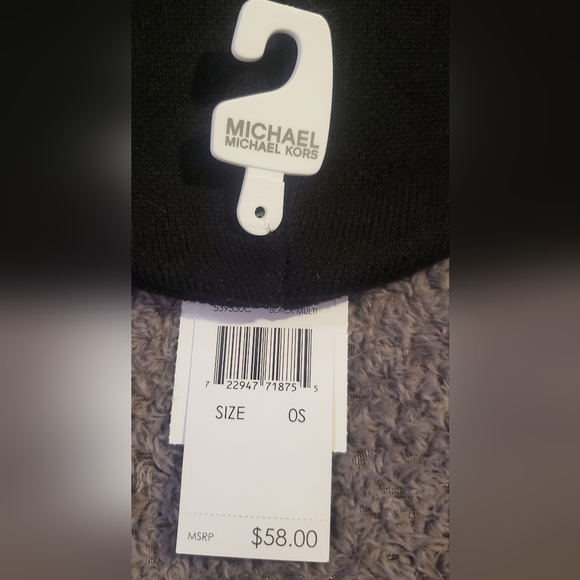 Michael Kors Knit Cap - Picture 3 of 3